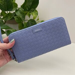 Fossil Vegan Woven Continental Wallet Wristlet in Lavender Purple